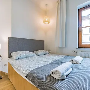 27 Apartament